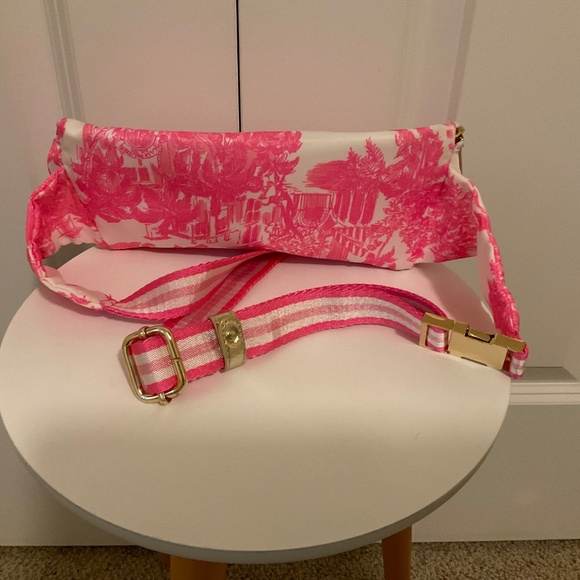 Lilly Pulitzer Torrey Belt Bag - Picture 2 of 3